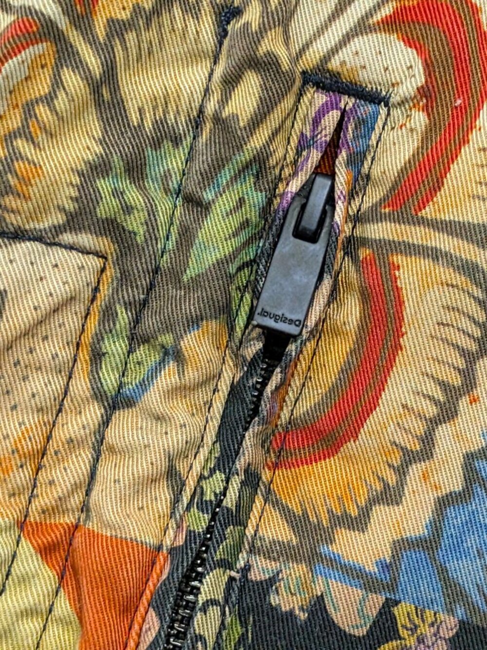 Desigual Patchwork Jacket Size Medium Boho Floral Unique Shacket Artsy - Picture 9 of 11
